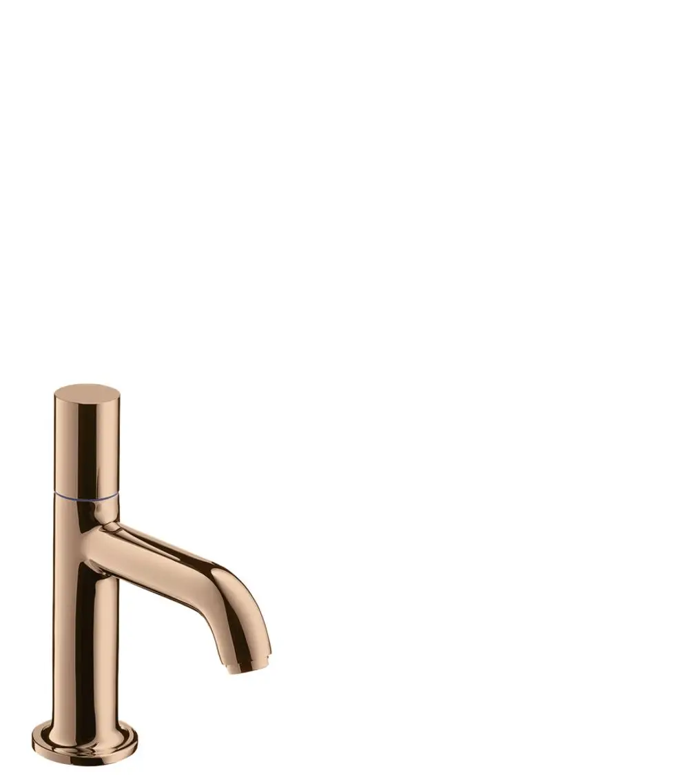 Standventil in Polished Red Gold-Finish von AXOR, mit rundem Fundament und einer geschwungenen Auslaufform, auf weißem Hintergrund.